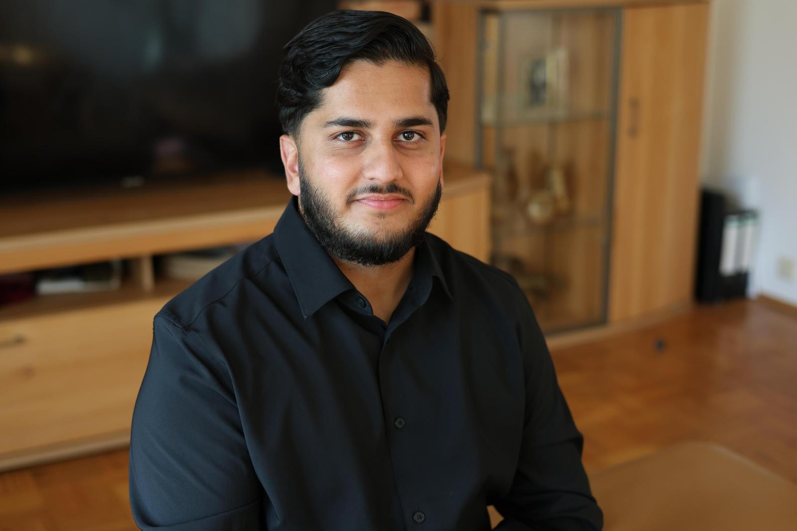 Monis-Rasul Muzaffar, Inhaber & Lehrer bei ILAM Bildungs- und Nachhilfeinstitut